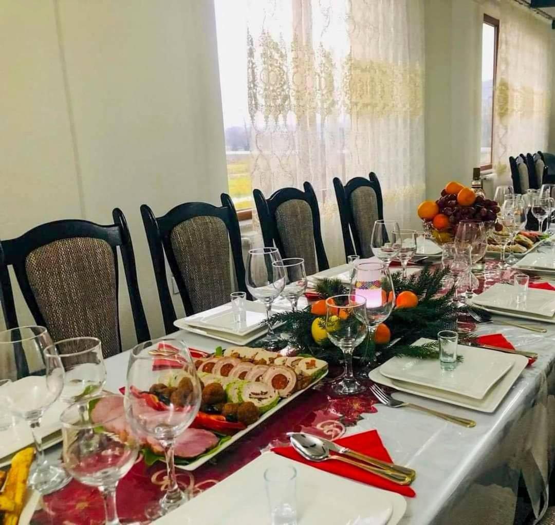 فندق Casa Vadeanu سيغيتو مارماتيي المظهر الخارجي الصورة